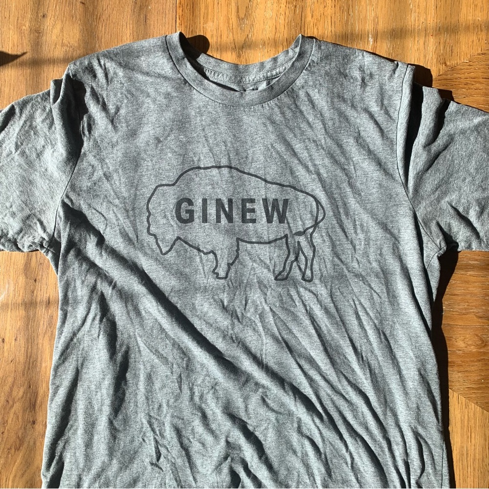 GINEW BUFFALO TEE SIZE XL